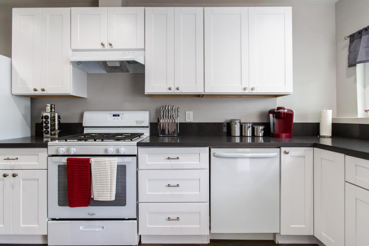 Long Beach Duplex King Bed Pet Friendly Nurses Surgeon Business Travelers Near St Marys Medical Center & Downtown Kültér fotó