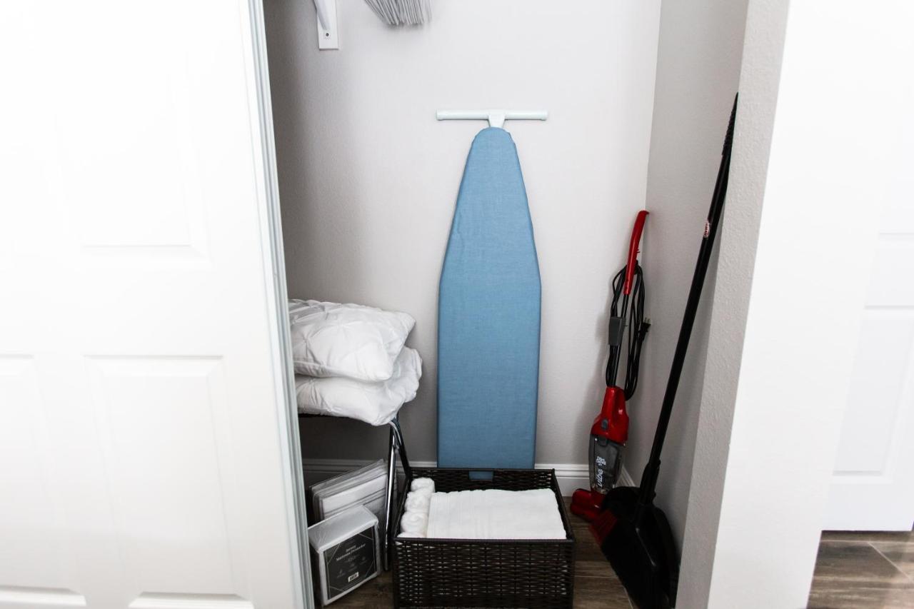 Long Beach Duplex King Bed Pet Friendly Nurses Surgeon Business Travelers Near St Marys Medical Center & Downtown Kültér fotó