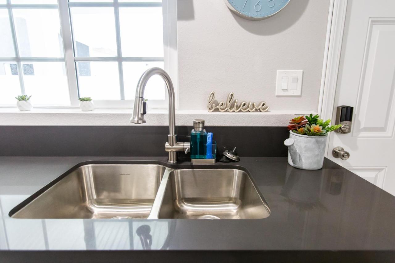 Long Beach Duplex King Bed Pet Friendly Nurses Surgeon Business Travelers Near St Marys Medical Center & Downtown Kültér fotó